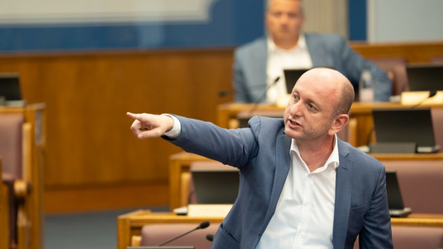 Кнежевић: Спајићева влада преузела наратив да је Београд крив за све у региону