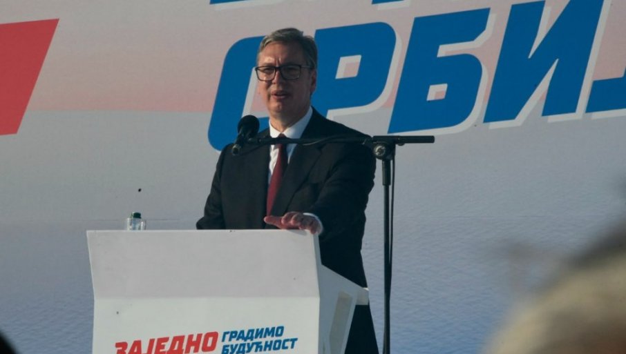 Вучић митинг