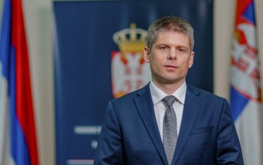 гујон
