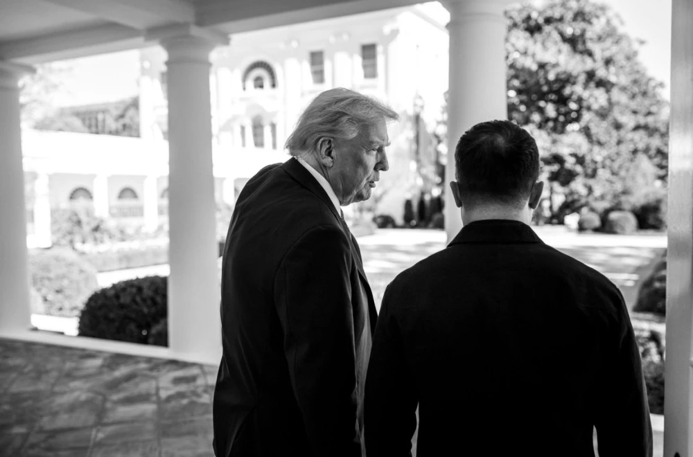 УКРАЈИНА У ШОКУ: Да ли је Трамп Кијеву забио нож у леђа?
