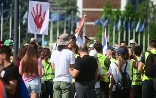 МИЛИЈАРДЕ ЕВРА ЗА РУШЕЊЕ СРБИЈЕ: Откривена мрежа страног утицаја у земљи