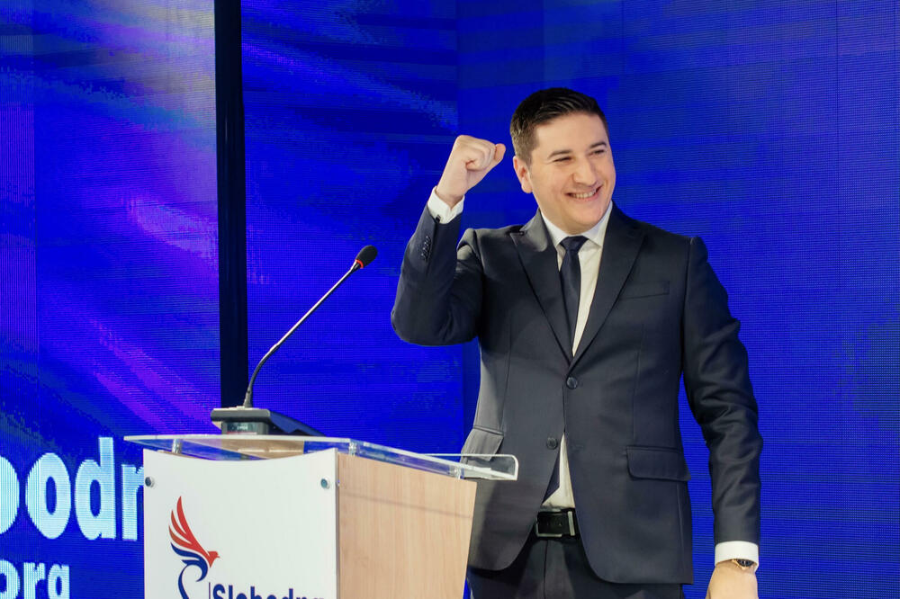 ИНТЕРВЈУ: ВЛАДИСЛАВ ДАЈКОВИЋ“Српско јединство није ствар политичког компромиса, већ природно стање нашег народа“