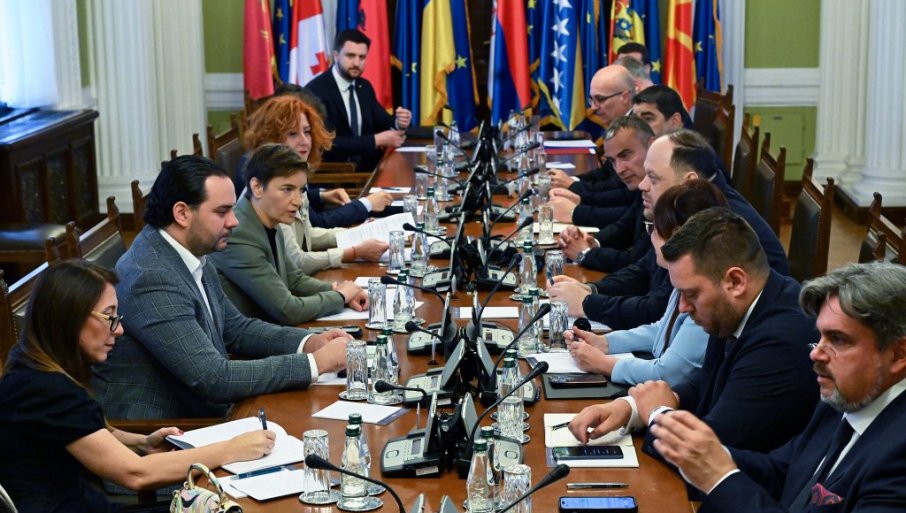 УСВОЈЕНА БЕОГРАДСКА ДЕКЛАРАЦИЈА Кандидати за ЕУ потврдили заједничку посвећеност европским интеграцијама