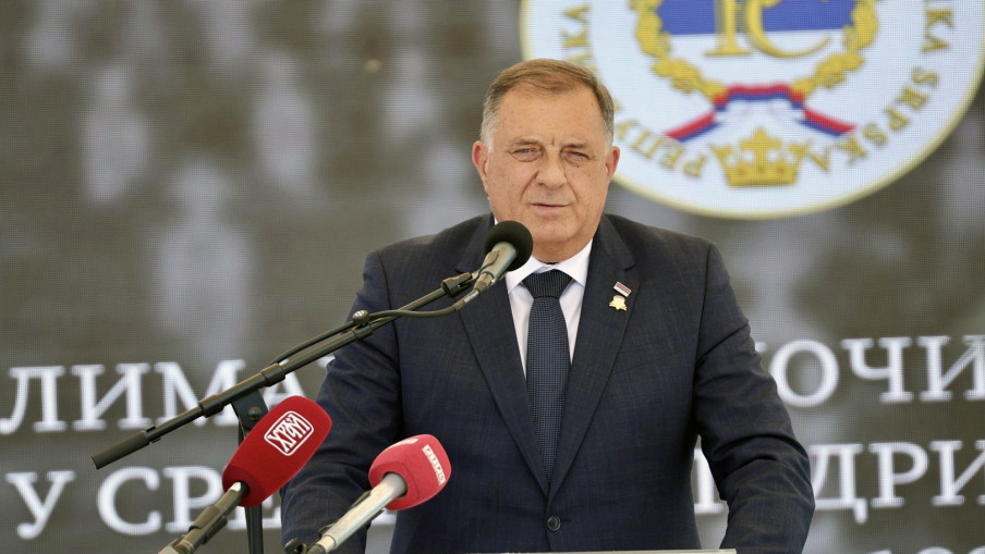 Додик: Ратним симболима није место у јавном простору Републике Српске