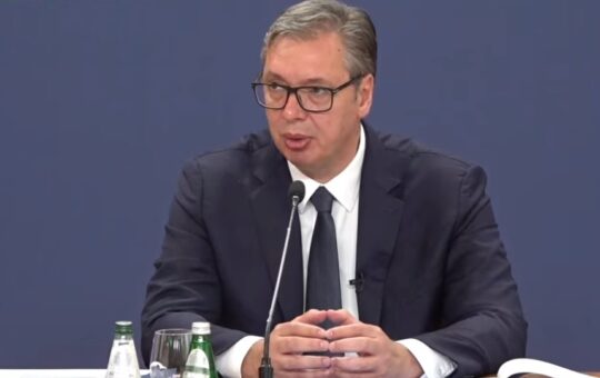 ВУЧИЋ О РАСПРАВИ О СРПСКОМ ЈЕЗИКУ: То је очекивано, то је антисрпска природа режима!