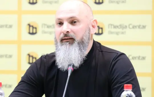 МАРТЕНС РАЗОТКРИО МАРГЕТИЋЕВЕ ЛАЖИ: „Сарајево сафари је бајка за одрасле“