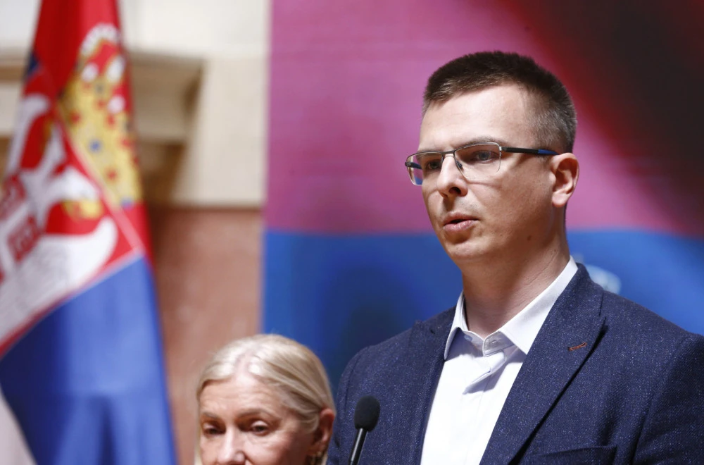 ЈОВАНОВ ОШТАР: „Изгледа да радове на БУ сада пише Парандиловић“