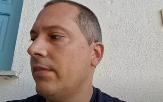 Симишић признао у полицији да није био на протесту 15. марта прошле године, јер је био у иностранству, иако је тврдио да је употребљен „звучни топ“