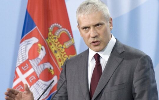 ТАДИЋ СЕ НА ЕНГЛЕСКОМ ХВАЛИО ХАПШЕЊЕМ ГЕНЕРАЛА МЛАДИЋА: Тешко болесног и гладног Србина послао у руке хашких џелата