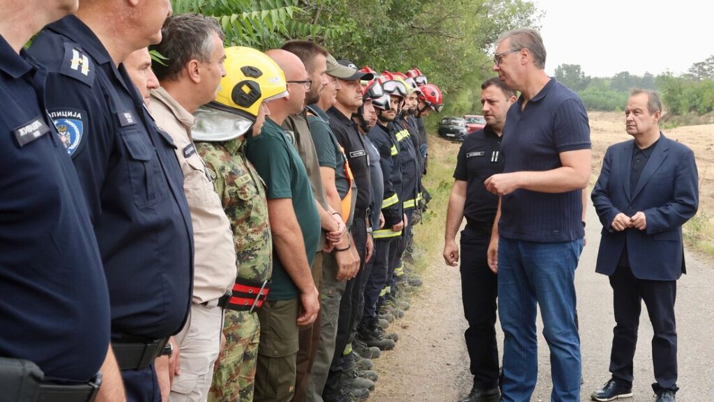 Вучић из Делиблатске пешчаре: Европа нема то што смо добили од Русије