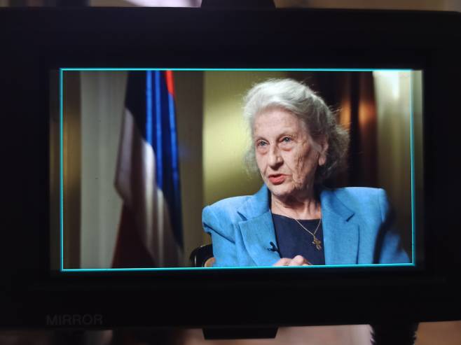 БИЉАНА ПЛАВШИЋ О СМРТИ ГЕНЕРАЛА МЛАДИЋА: Увек сам била на његовој страни, био је добар човек