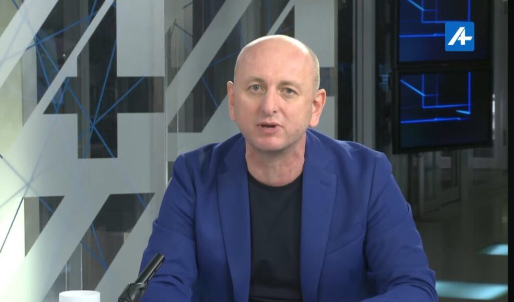 Кнежевић: Милатовић је знао да се Спајић пријавио за војника Србије, а документ сам добио од људи из ПЕС-а