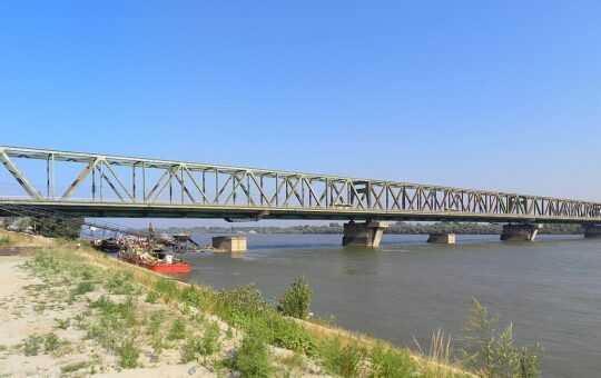 Serbia,_Belgrade,_Pancevo_bridge,_07.08.2011
