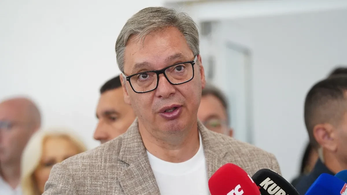 ВУЧИЋ О ЦРНОЈ ГОРИ: Најбруталније се мешају у унутрашње ствари Србије, одговорићемо реципрочно