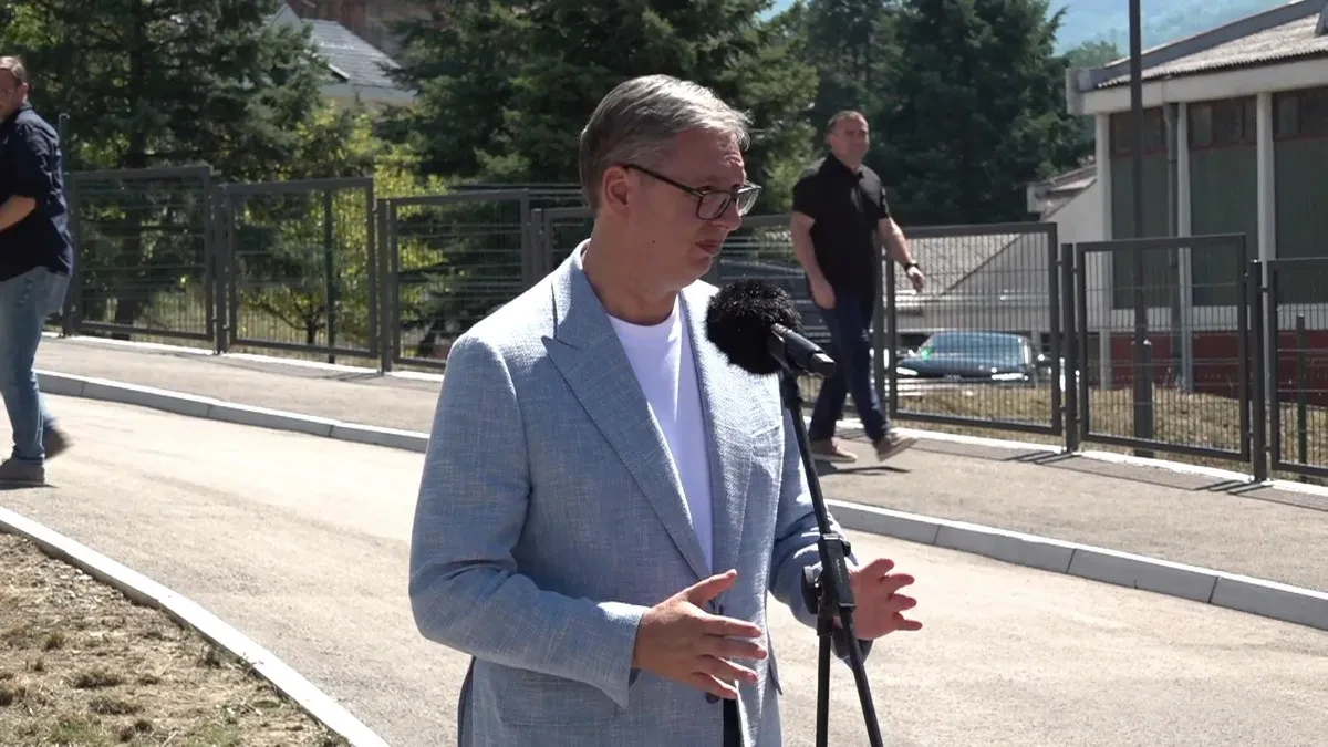 СТИЖЕ ЗНАЧАЈНО ПОВЕЋАЊЕ ПЕНЗИЈА! Вучић из Пријепоља најавио и поклоне од државе: Познат и рок