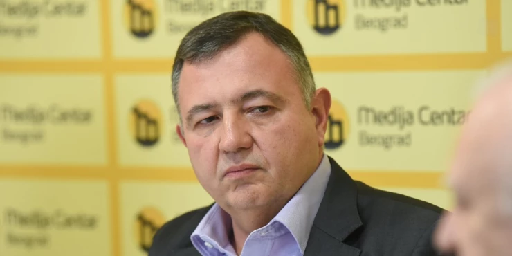 ДРАЖА АНЂЕЛКОВИЋ РАЗОЧАРАН У БЛОКАДЕРЕ: Листа је антисрпска, преко ње Немци и Пајтић покушавају да дођу на власт! Срдановић је подметачина