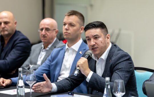 Дајковић: Напади на Србе у Црној Гори јачи него у вријеме Ђукановића, или да станемо заједно у српски фронт или да нестанемо