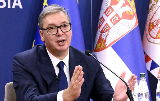 ОВО ЈЕ НАЈНОВИЈЕ ИСТРАЖИВАЊЕ АГЕНЦИЈЕ „ФАКТОР ПЛУС”: Вучић све ближи апсолутној већини, ево колико има Студентска листа