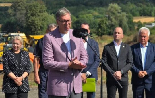 ВУЧИЋ: „Кад Пицула каже за неко друштво да је болесно, то друштво је неупоредиво здравије од његовог“
