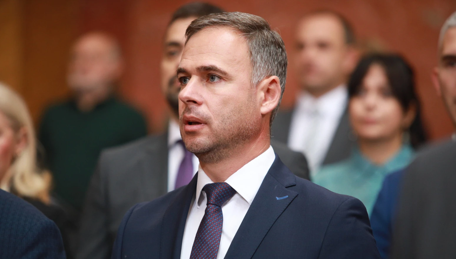 РАСПАД СТРАНКЕ МИРОСЛАВА АЛЕКСИЋА; Перић поднео оставку, открио да су лагали од почетка