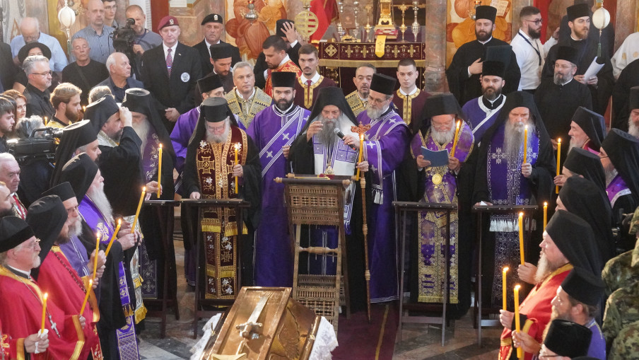 НОВИ УДАР ИЗ ХРВАТСКЕ НА СПЦ: Из Загреба траже да се патријарху Порфирију забрани улазак у Европску унију!