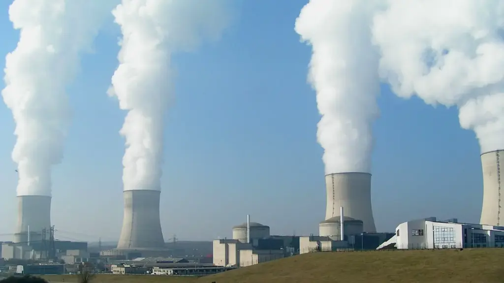 Nuclear_Power_Plant_Cattenom-e1764115863823