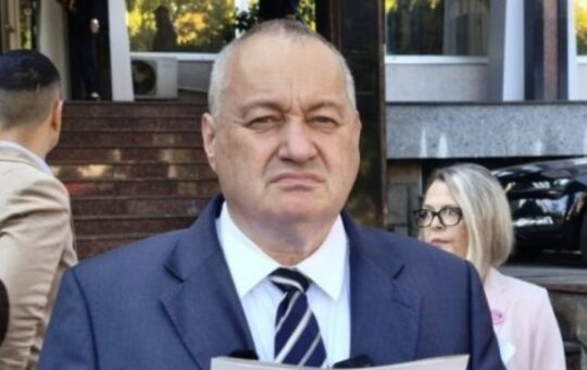 САЗНАЈЕМО: ВЈТ у Београду одбацило Миливојевићеву кривичну пријаву против Вучића јер нема никаквог кривичног дела у вези с помиловањима