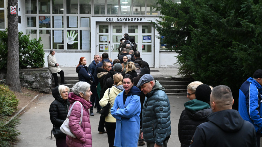 ПОСМАТРАЧИ ИЗ САД, ЕВРОПЕ И ИЗРАЕЛА ХВАЛЕ ИЗБОРЕ У СРБИЈИ: Истичу велику излазност и добру контролу гласања