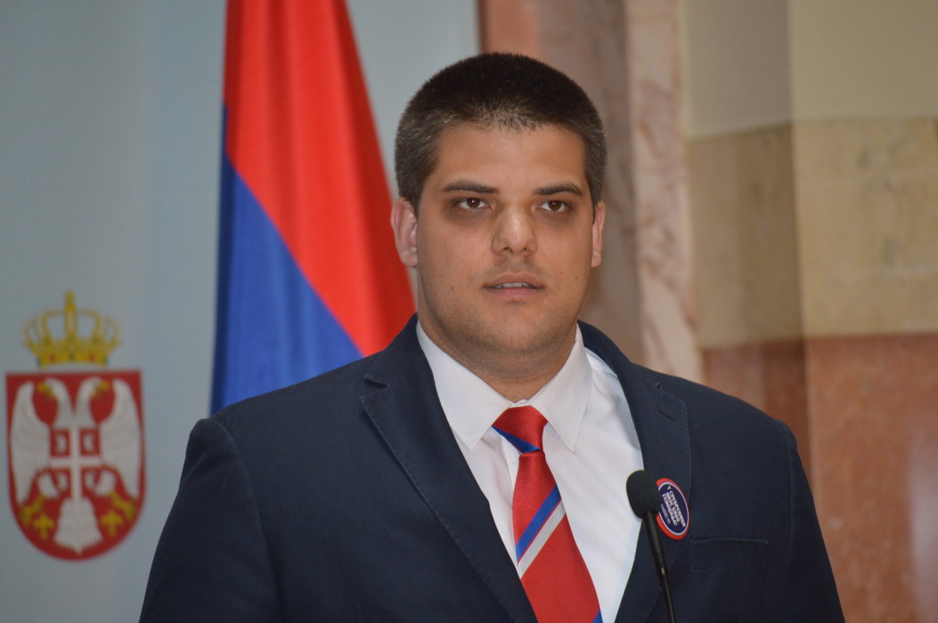 Александар Шешељ