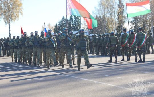 белоруска и руска војска
