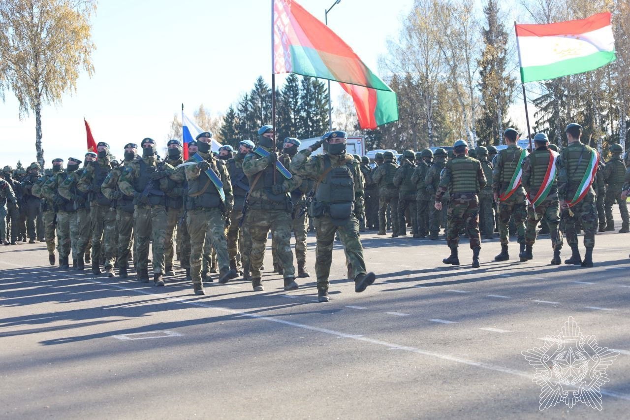 белоруска и руска војска
