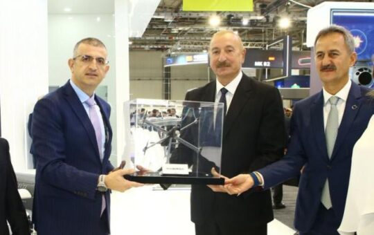 HTeBE96XUAE5RiL