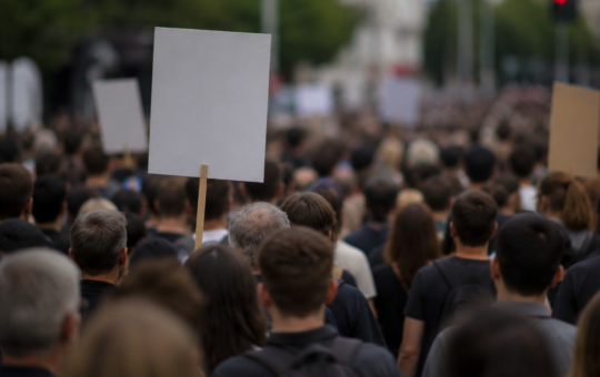 протести европа