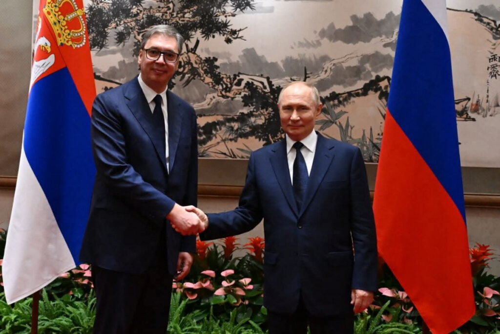 ВУЧИЋ О ПУТИНОВОЈ ПОДРШЦИ: Седим само на српској столици и тако ће бити и убудуће